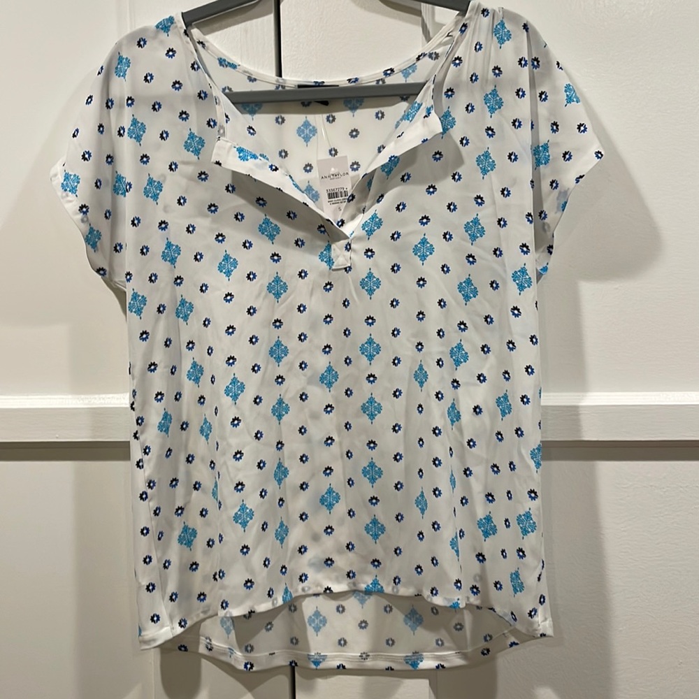 White and Blue Ann Taylor factory top